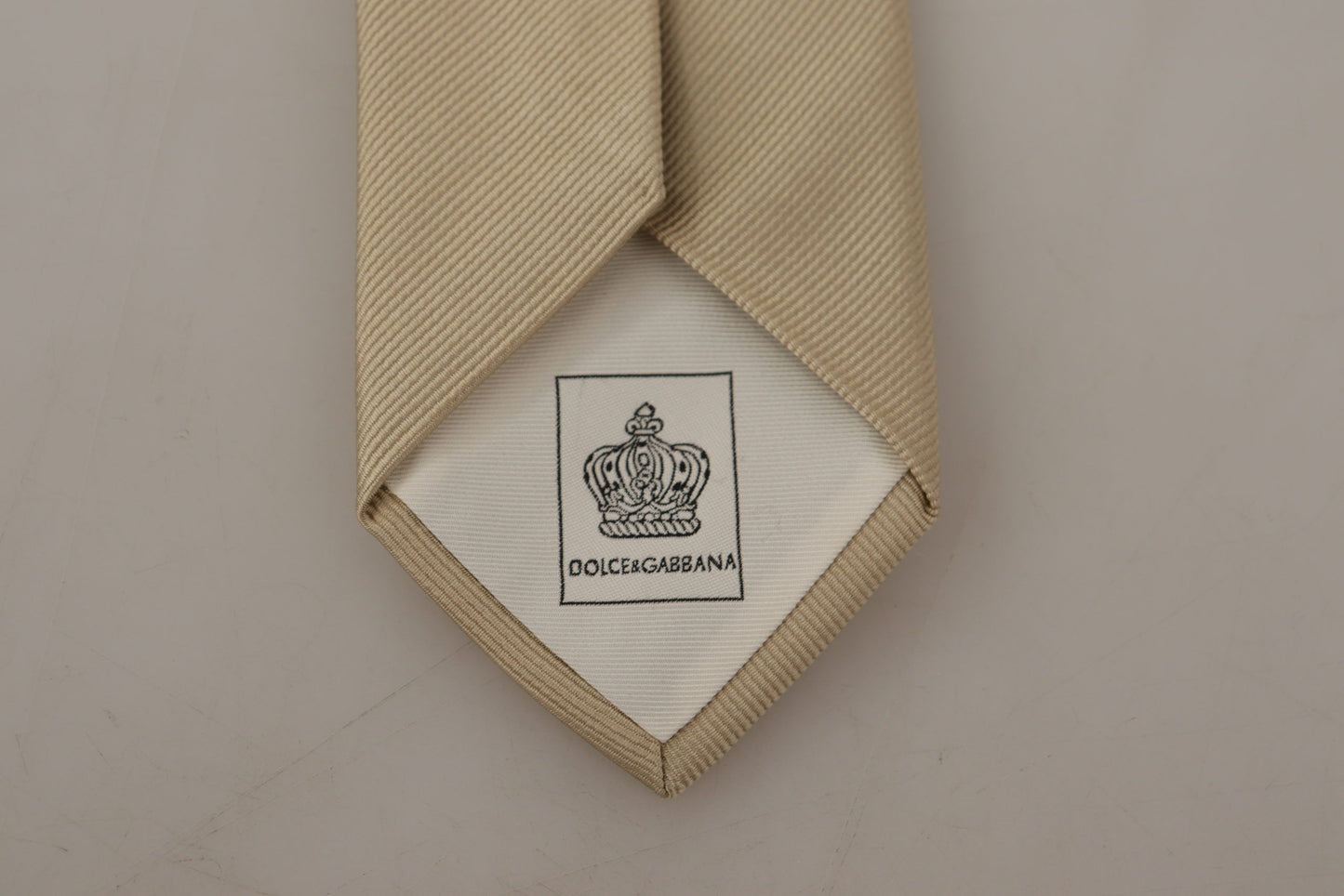 Elegant Gold Silk Men's Tie