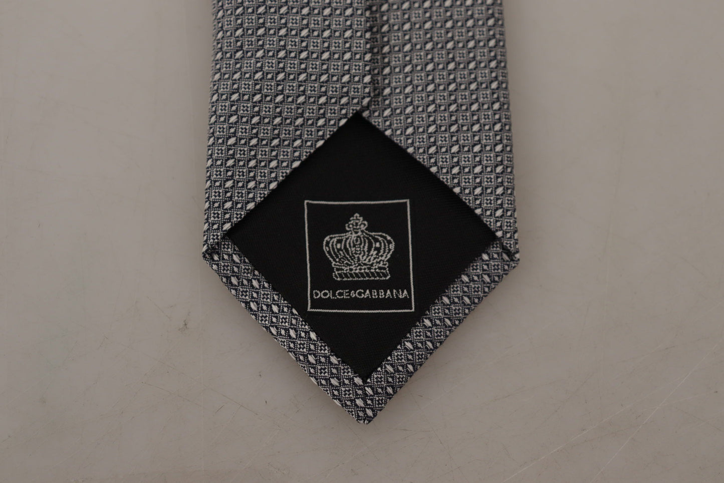 Elegant Black and White Silk Tie