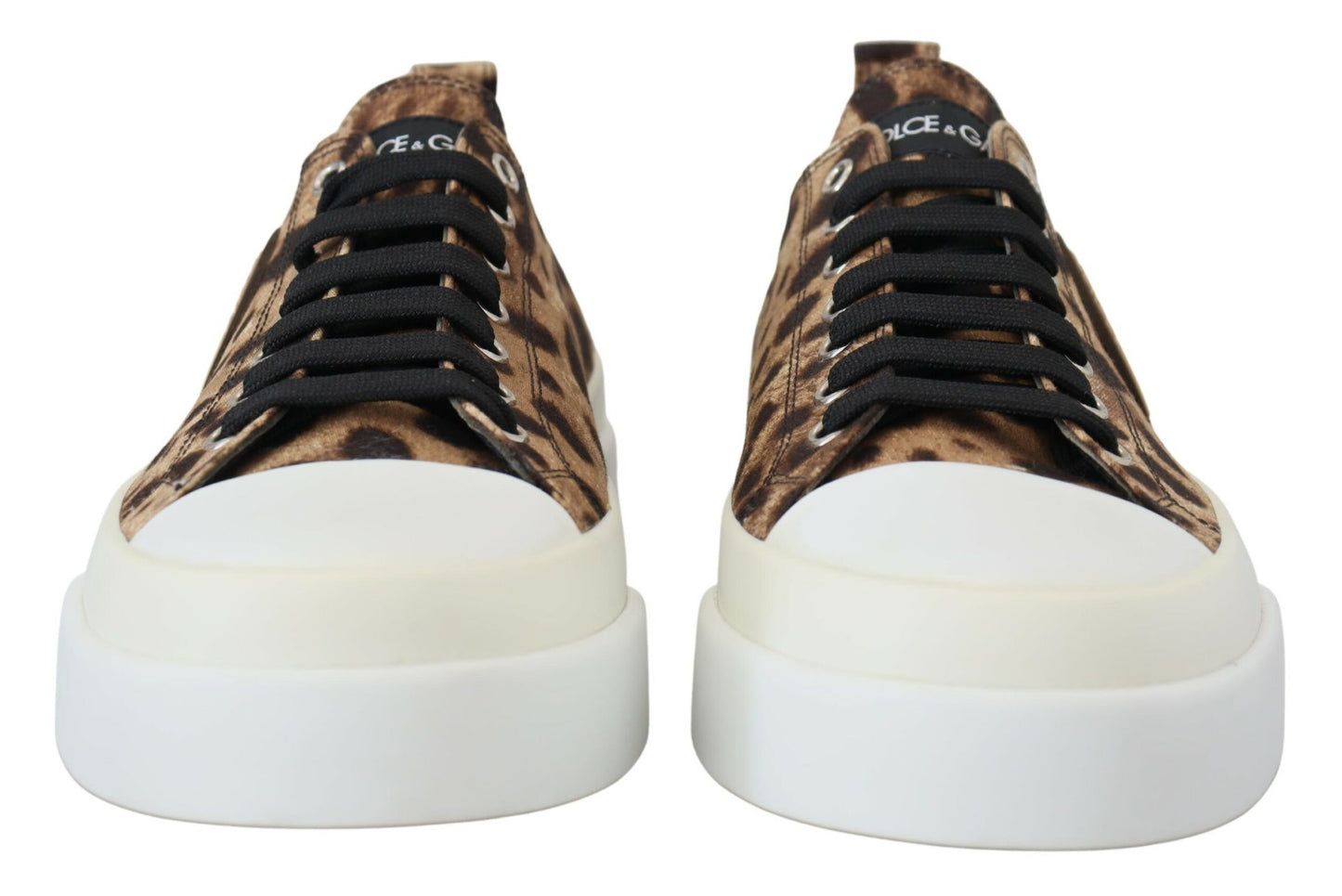 Sleek Leopard Pattern Low Top Sneakers