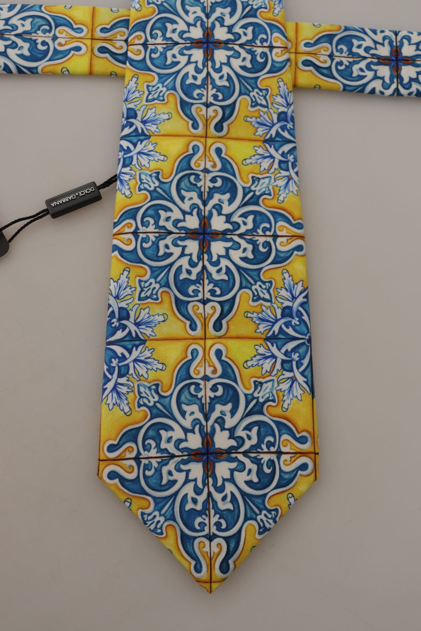 Sunny Majolica Silk Tie - Exquisite Craftsmanship