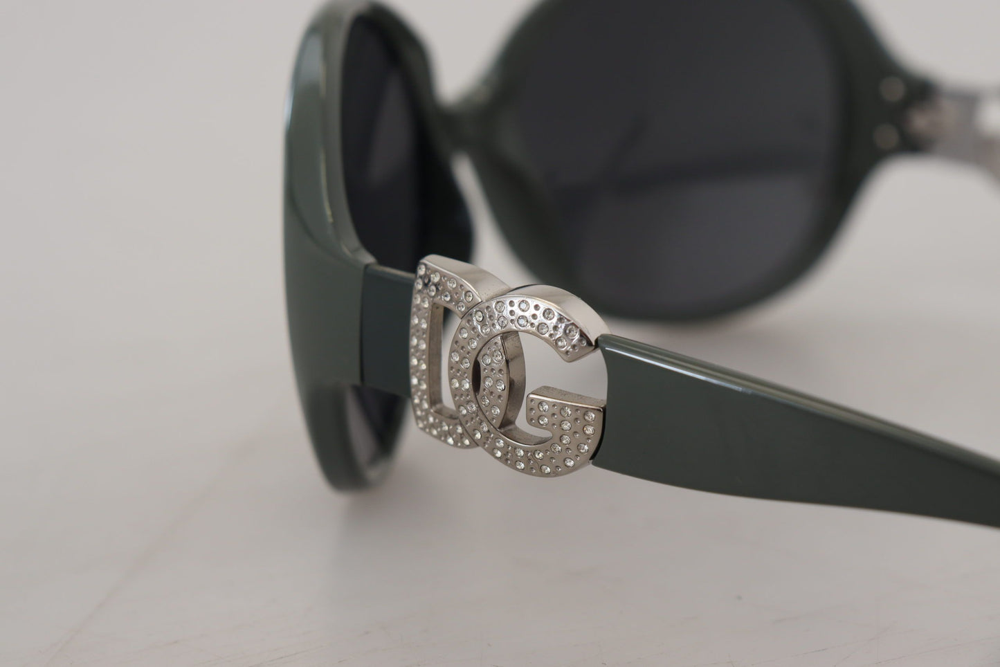 Emerald Allure Oversized Sunglasses