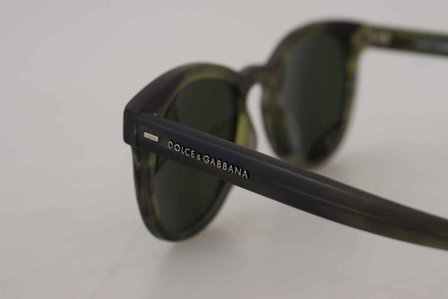 Chic Havana Green Designer Sunglasses