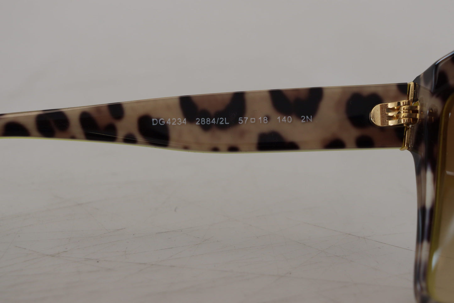 Chic Leopard Acetate Sunglasses