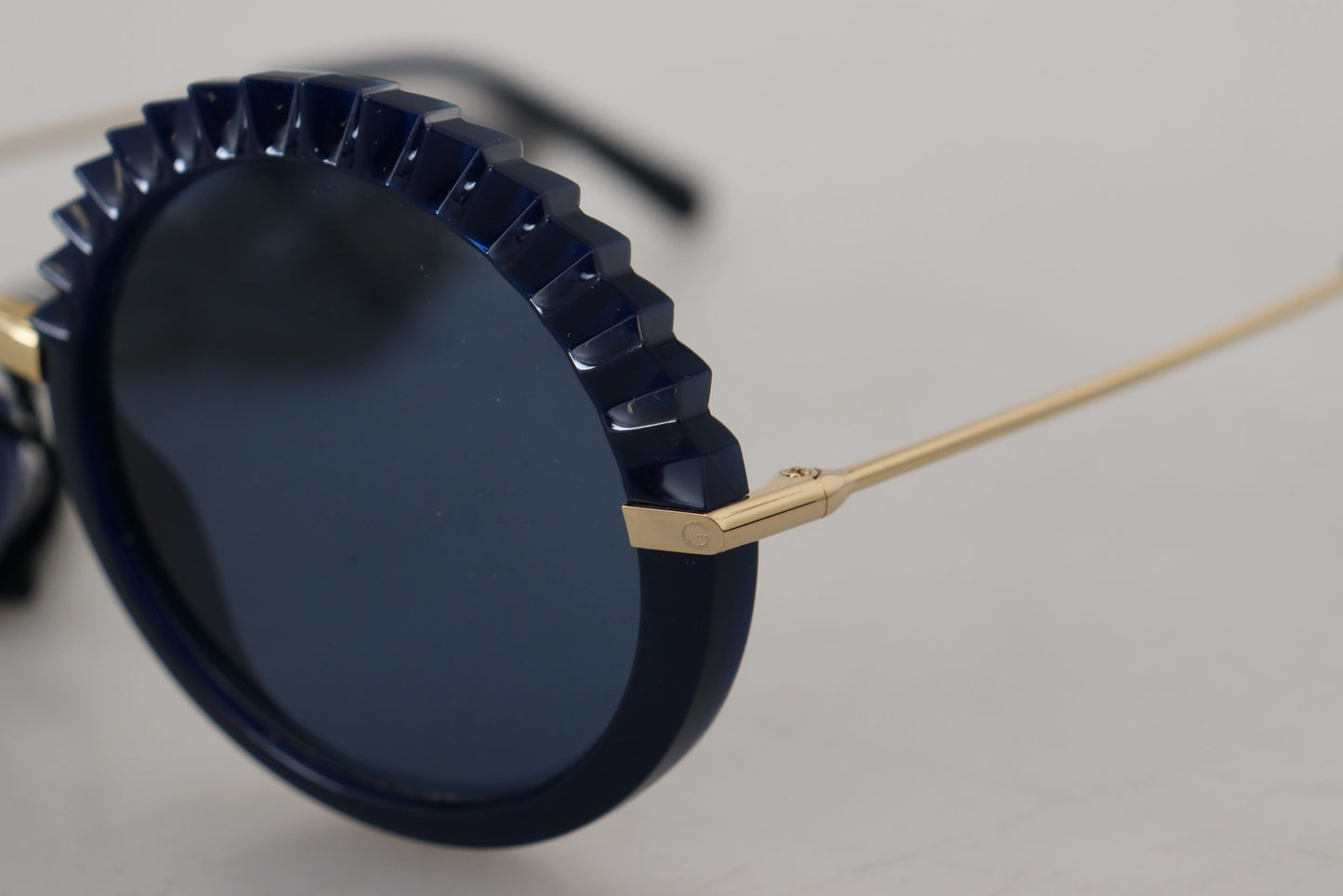 Elegant Navy-Gold Round Sunglasses