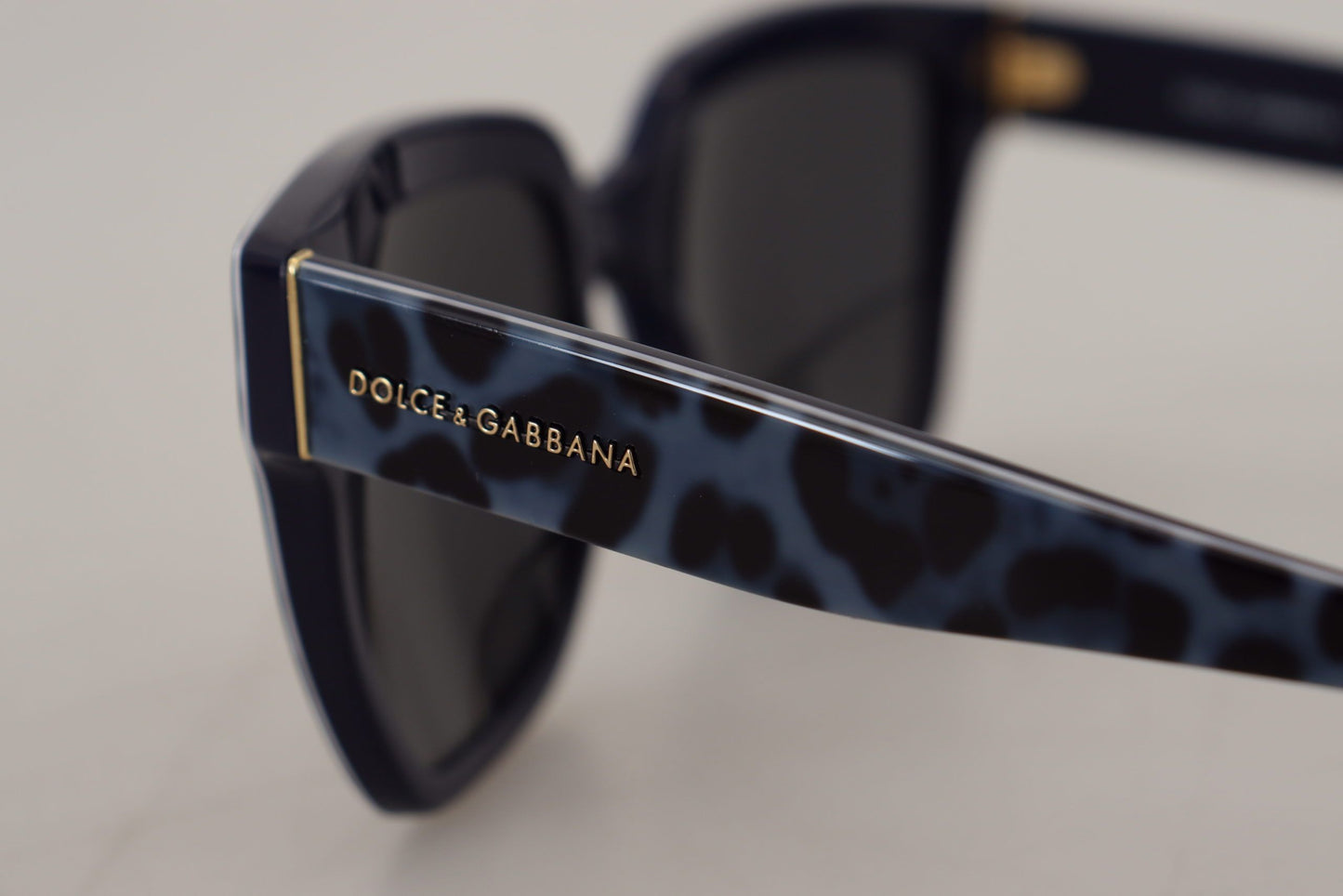 Chic Leopard Acetate Sunglasses