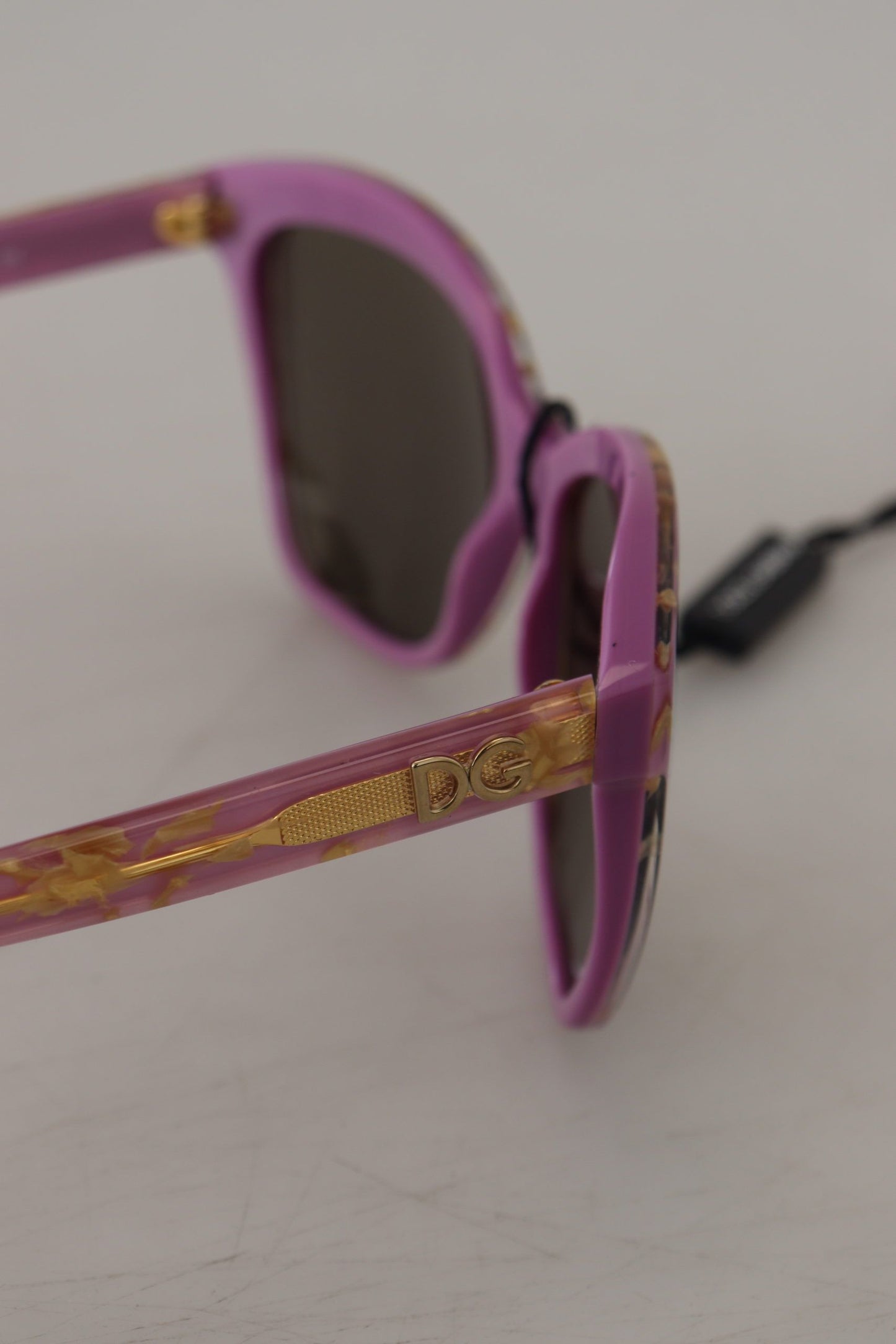 Elegant Violet Acetate Sunglasses