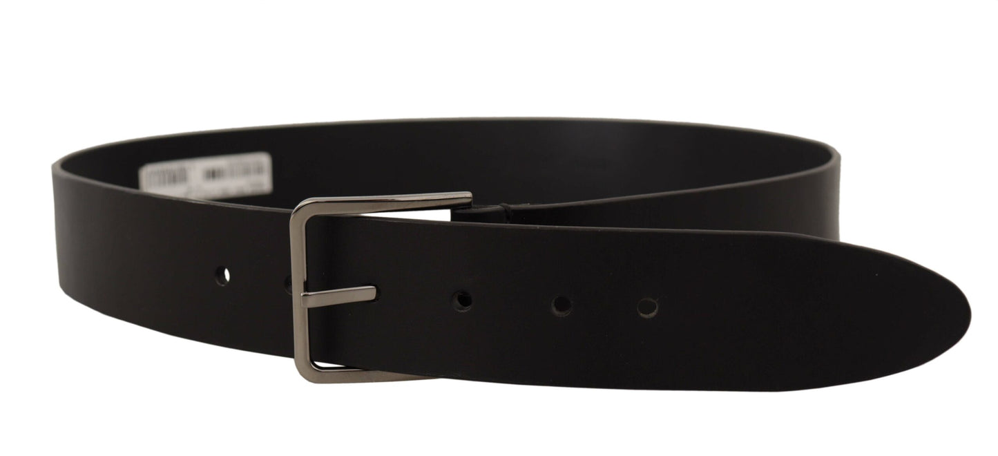 Elegant Black Leather Belt with Metal Buckle