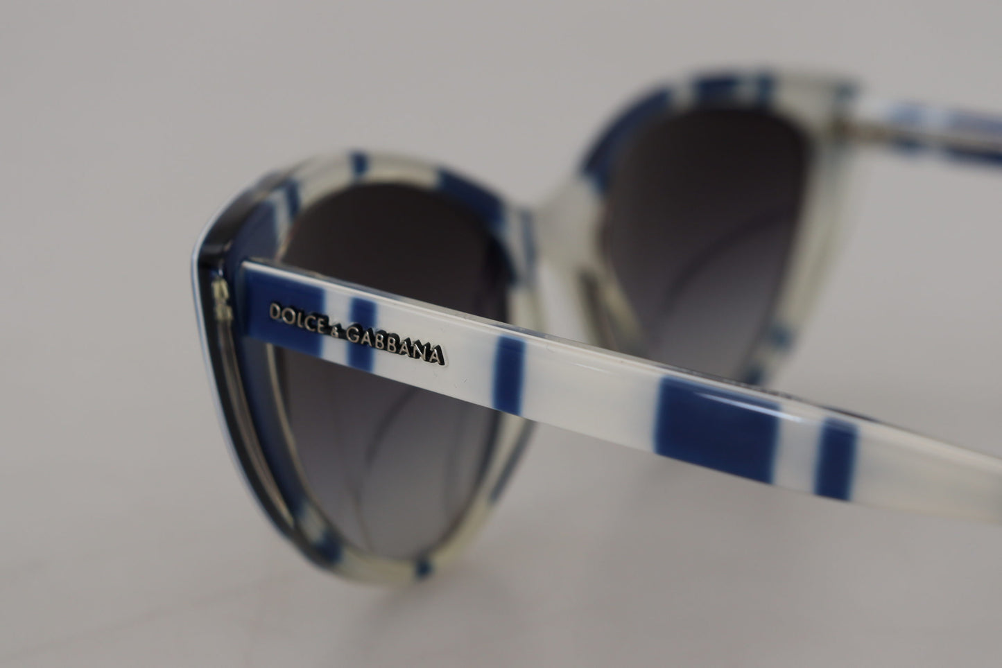 Elegant Blue & White Gradient Sunglasses