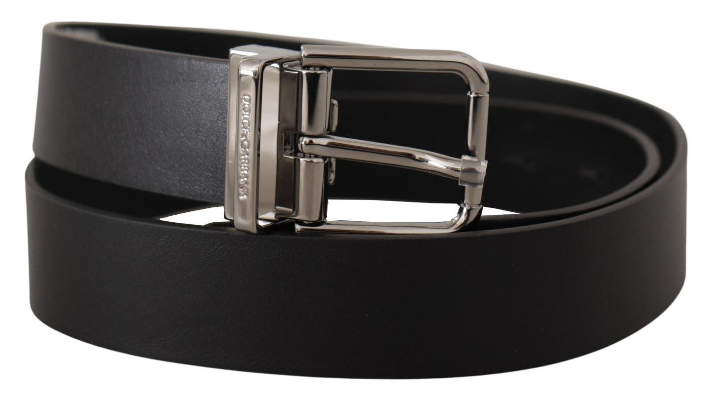 Elegant Black Leather Belt with Metal Buckle