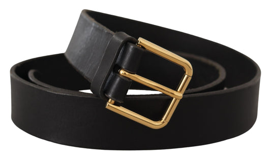 Elegant Leather Belt with Metal Buckle