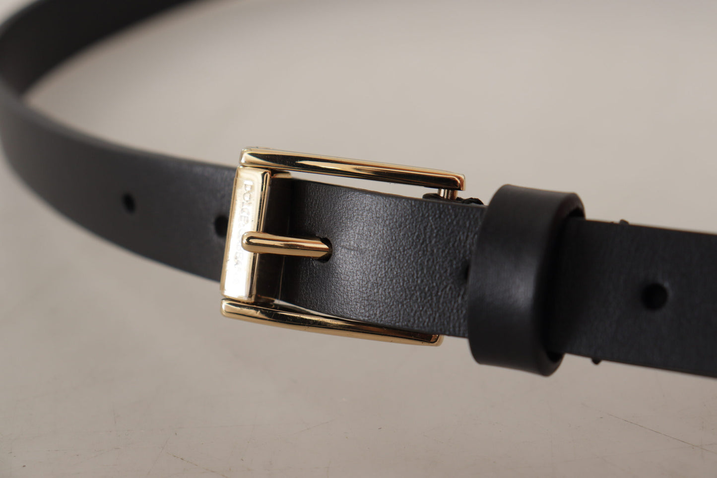 Chic Black Leather Logo Buckle Belt