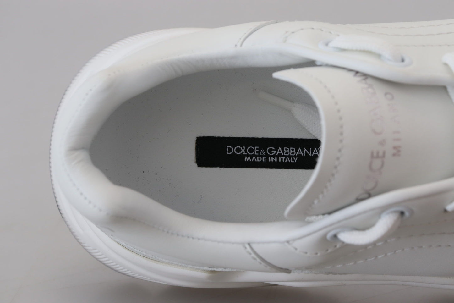 Sleek White Leather DAYMASTER Sneakers