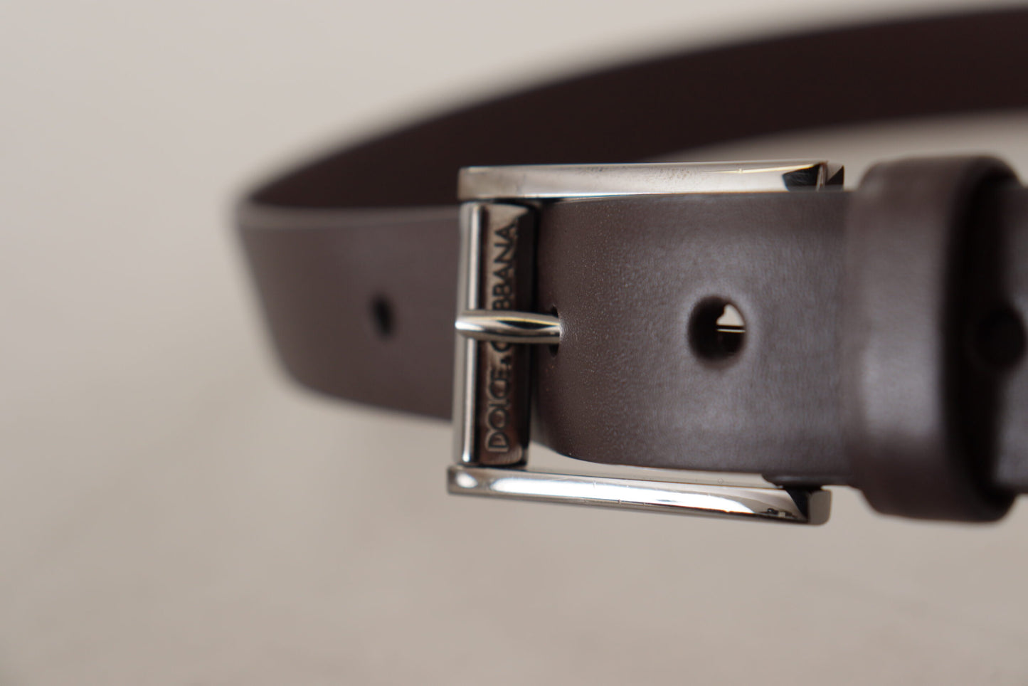 Elegant Dark Brown Leather Belt