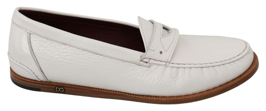 Elegant White Moccasin Slippers for the Discerning Gentleman