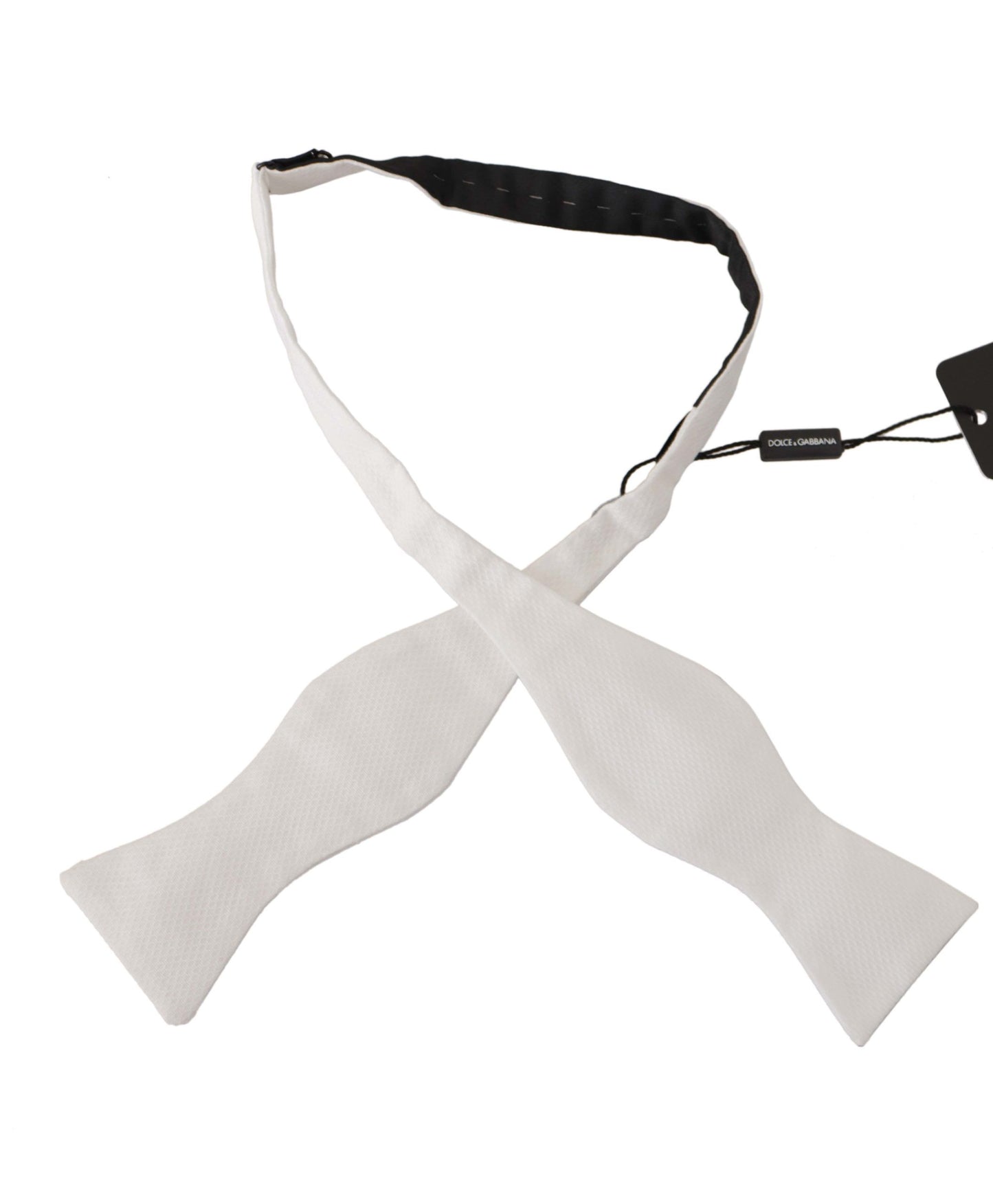 Elegant White Silk Tie for Sophisticated Gentlemen