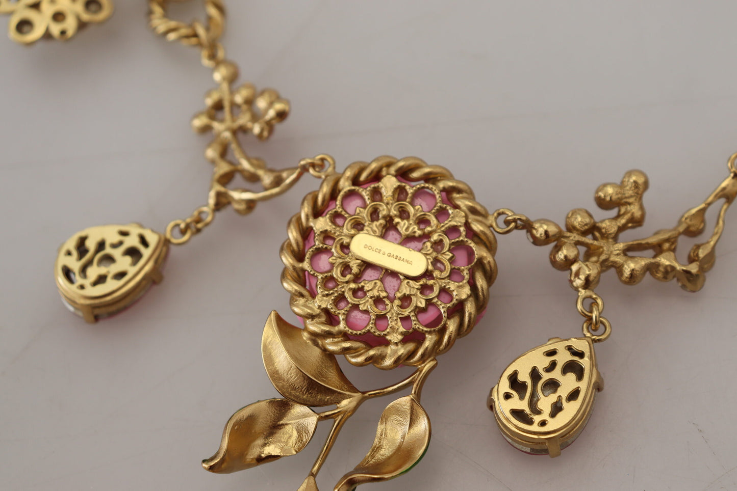 Elegant Floral Roses Gold-Plated Necklace