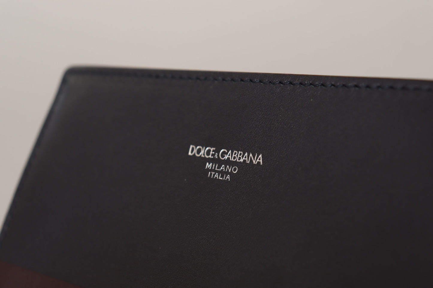 Elegant Leather Clutch in Gray & Bordeaux