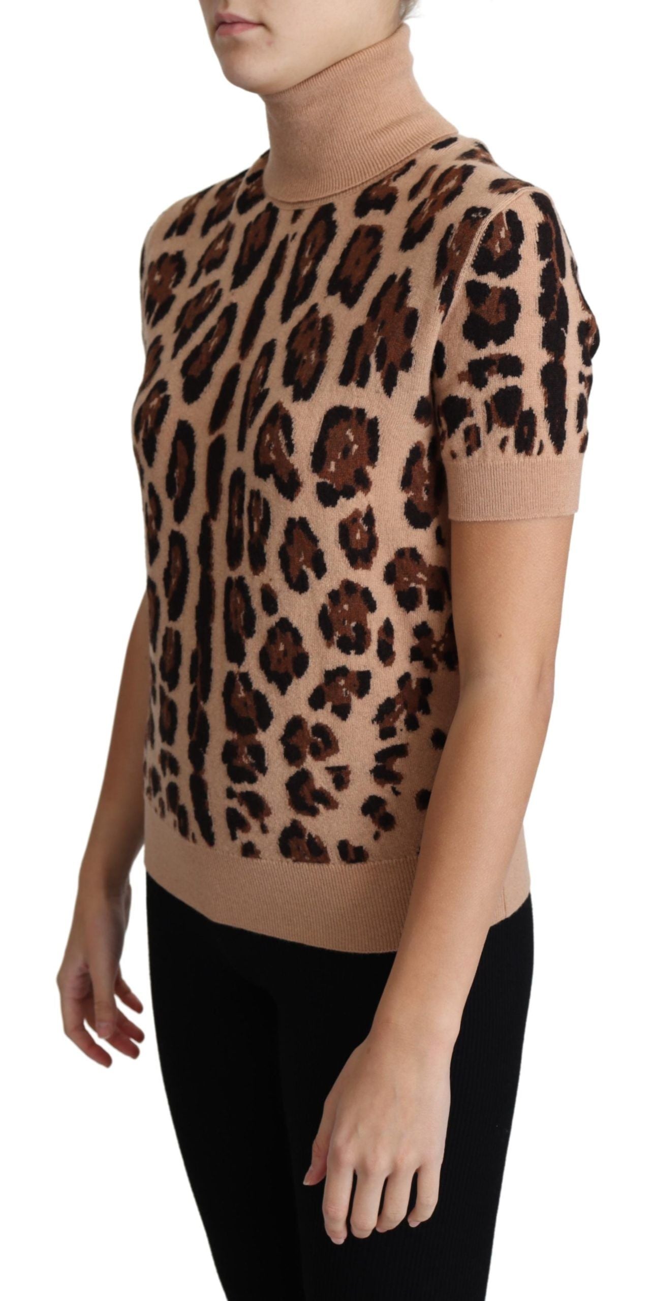 Elegant Leopard Print Wool Turtleneck Top