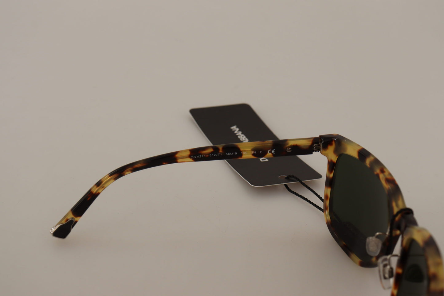 Chic Tortoise Shell Acetate Sunglasses