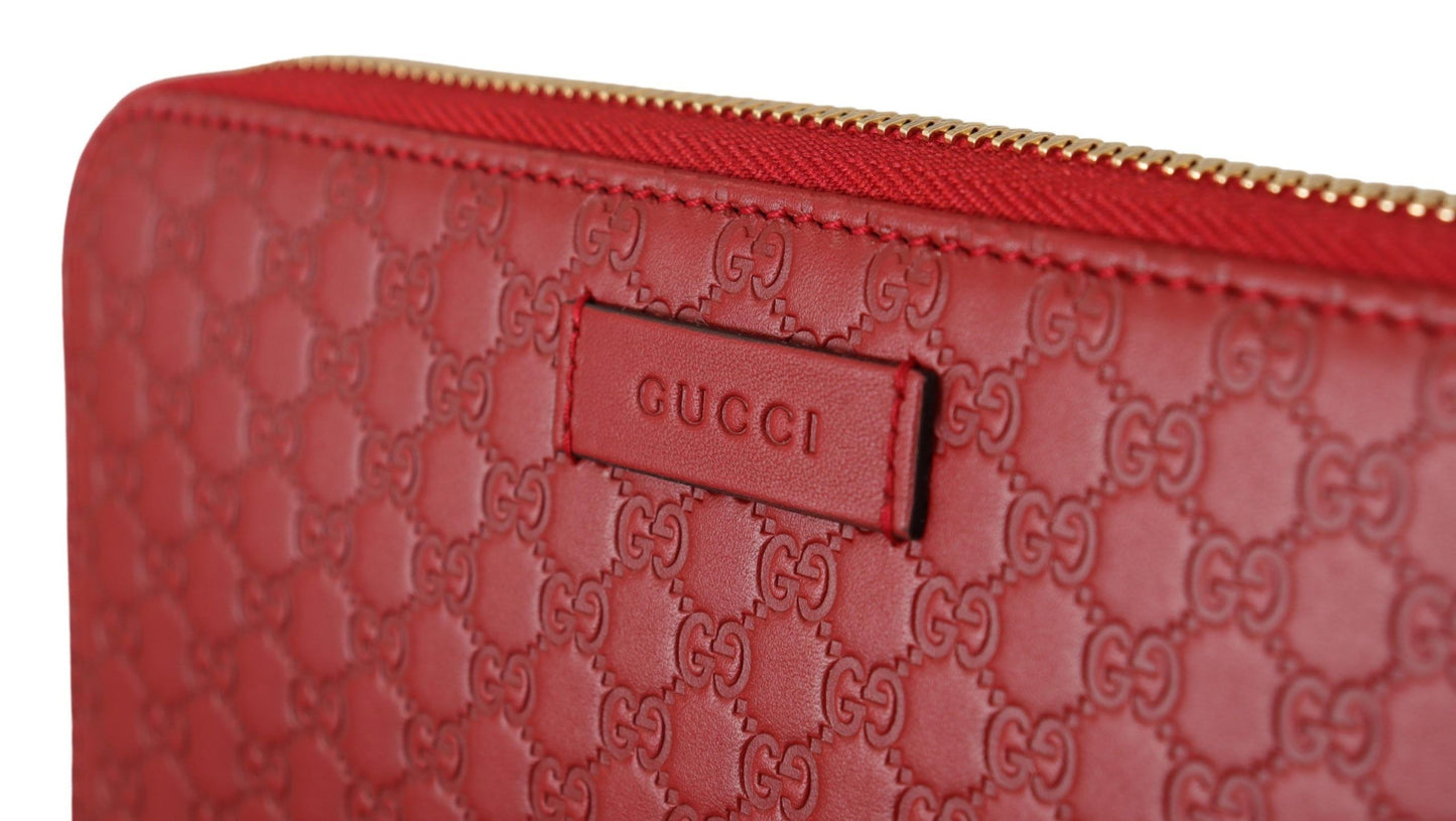 Elegant Leather Zip Wallet in Ravishing Red