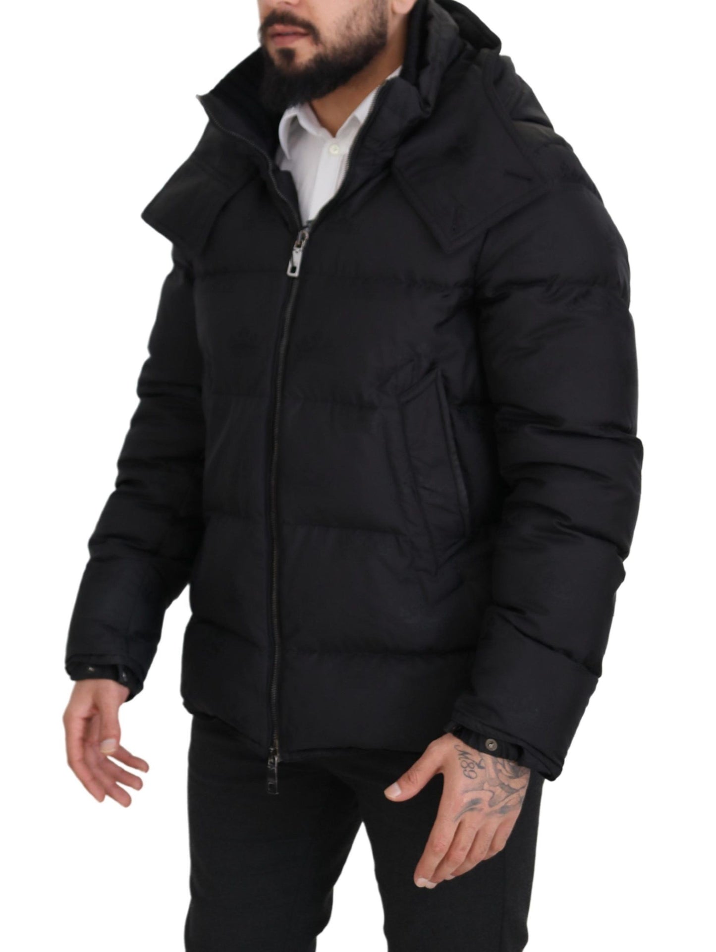 Elegant Quilted Puffer Jacket in Black