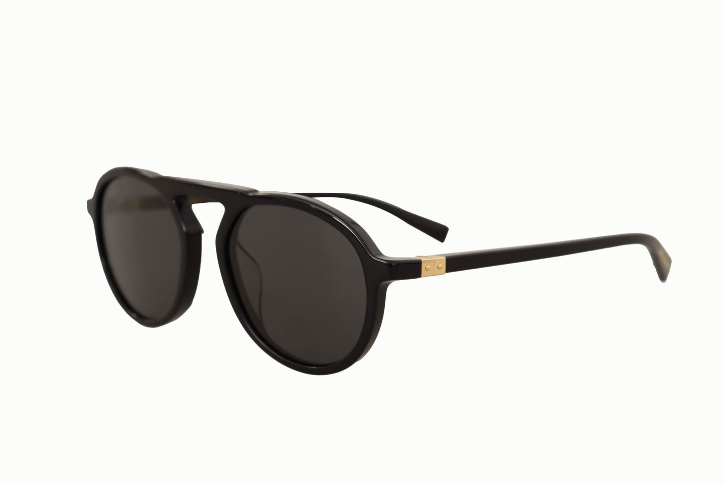 Elegant Black Full-Frame Sunglasses