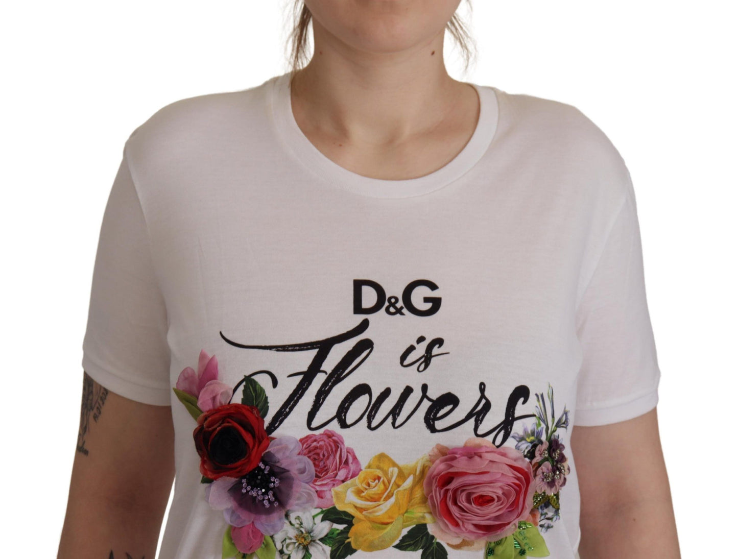 Chic Floral Print Cotton Tee for Her