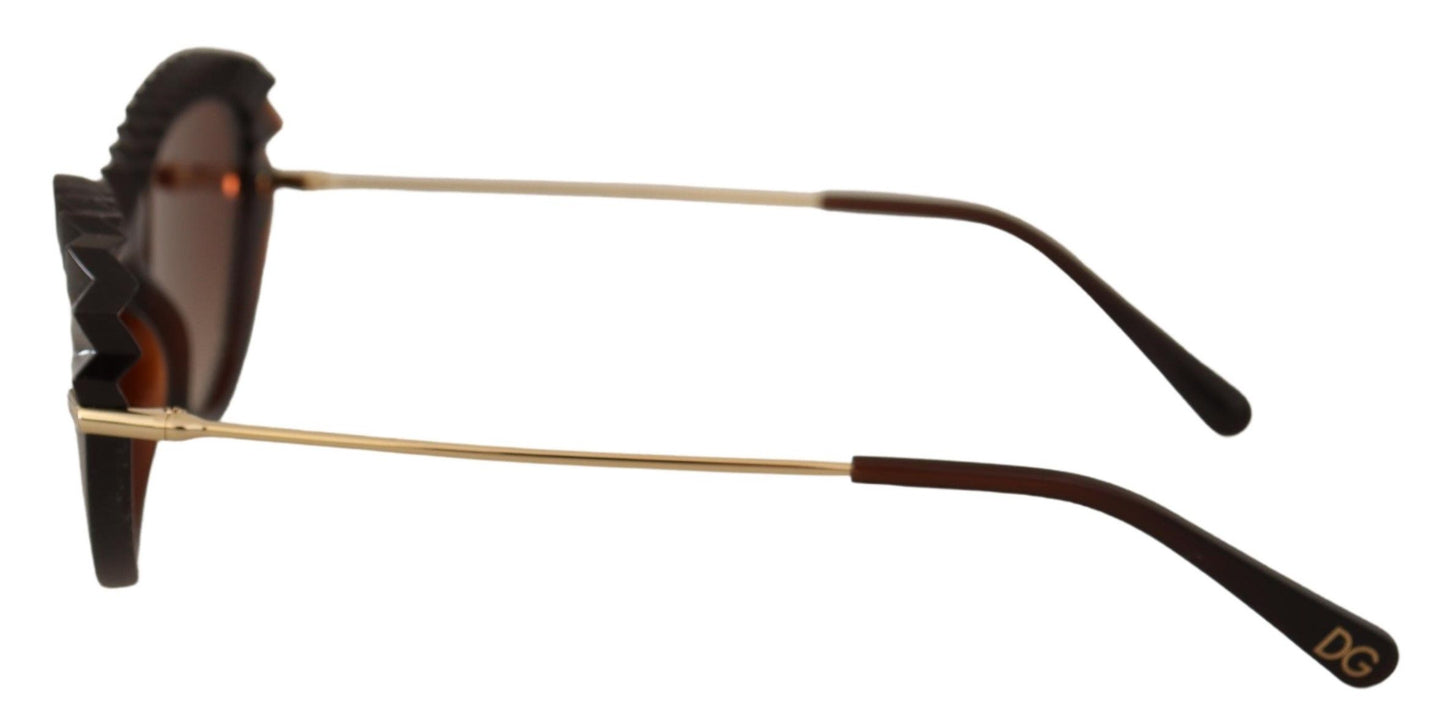 Chic Cat-Eye Sunglasses in Translucent Brown