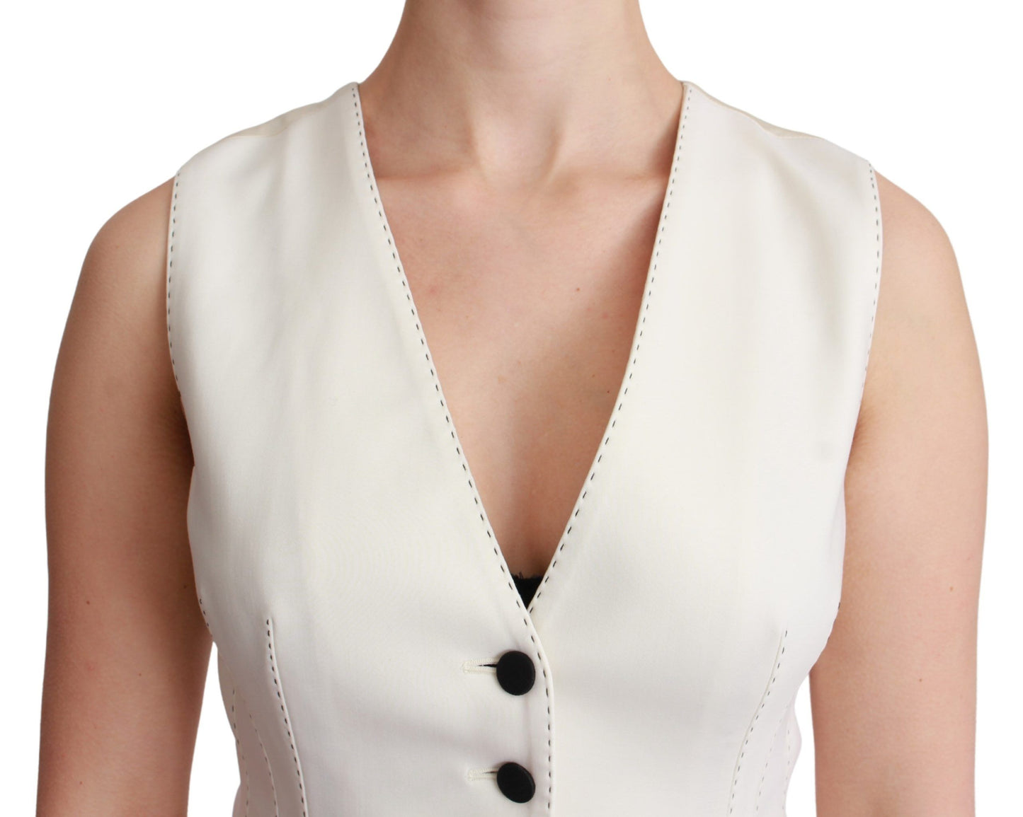 Elegant Sleeveless Wool-Silk Blend Vest