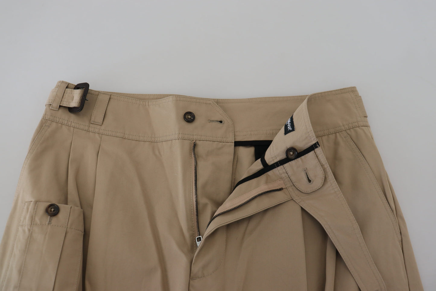 Elegant Brown Cropped Pants for Sophisticated Style