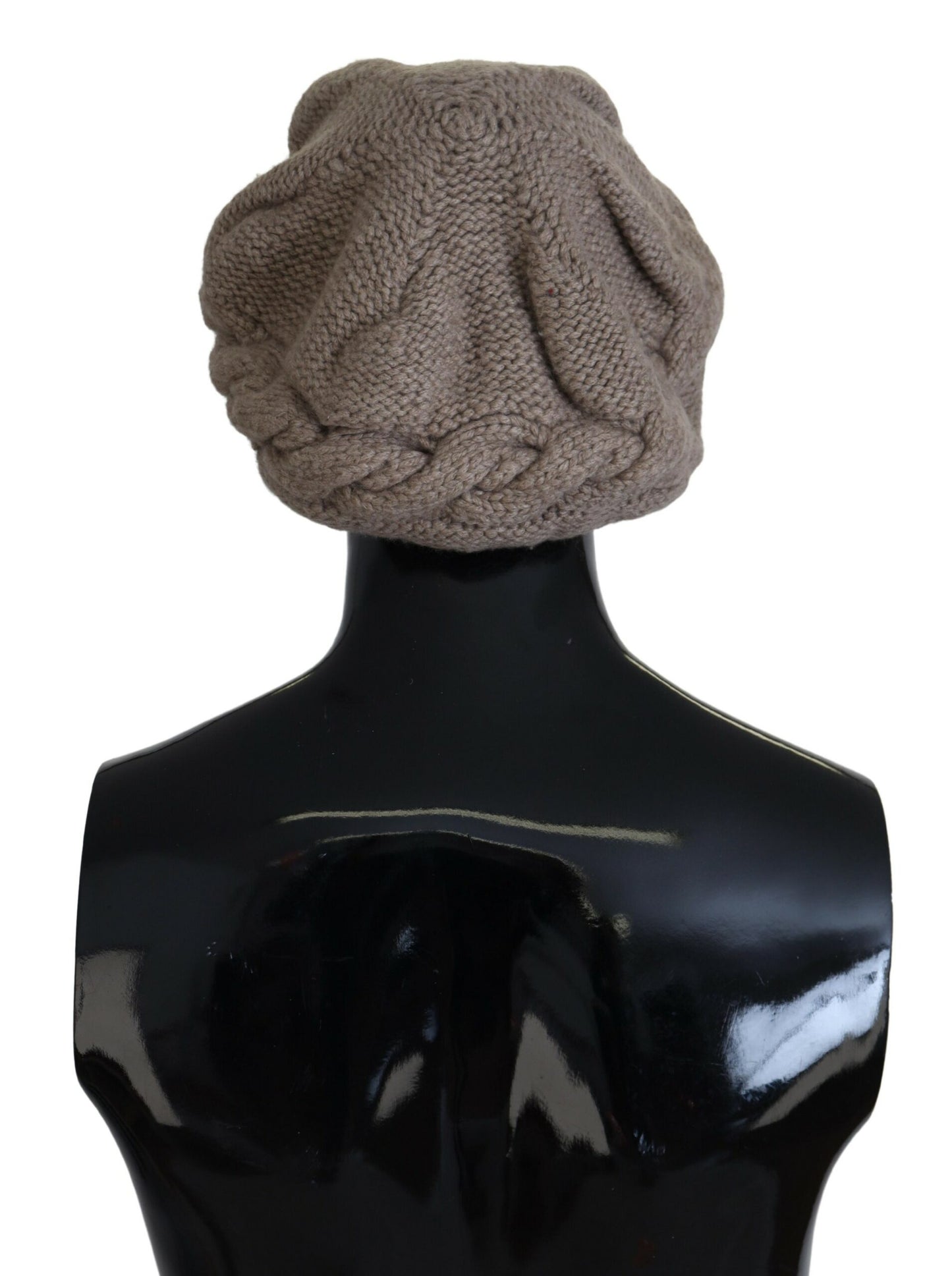 Elegant Cashmere Knit Beanie in Chic Brown