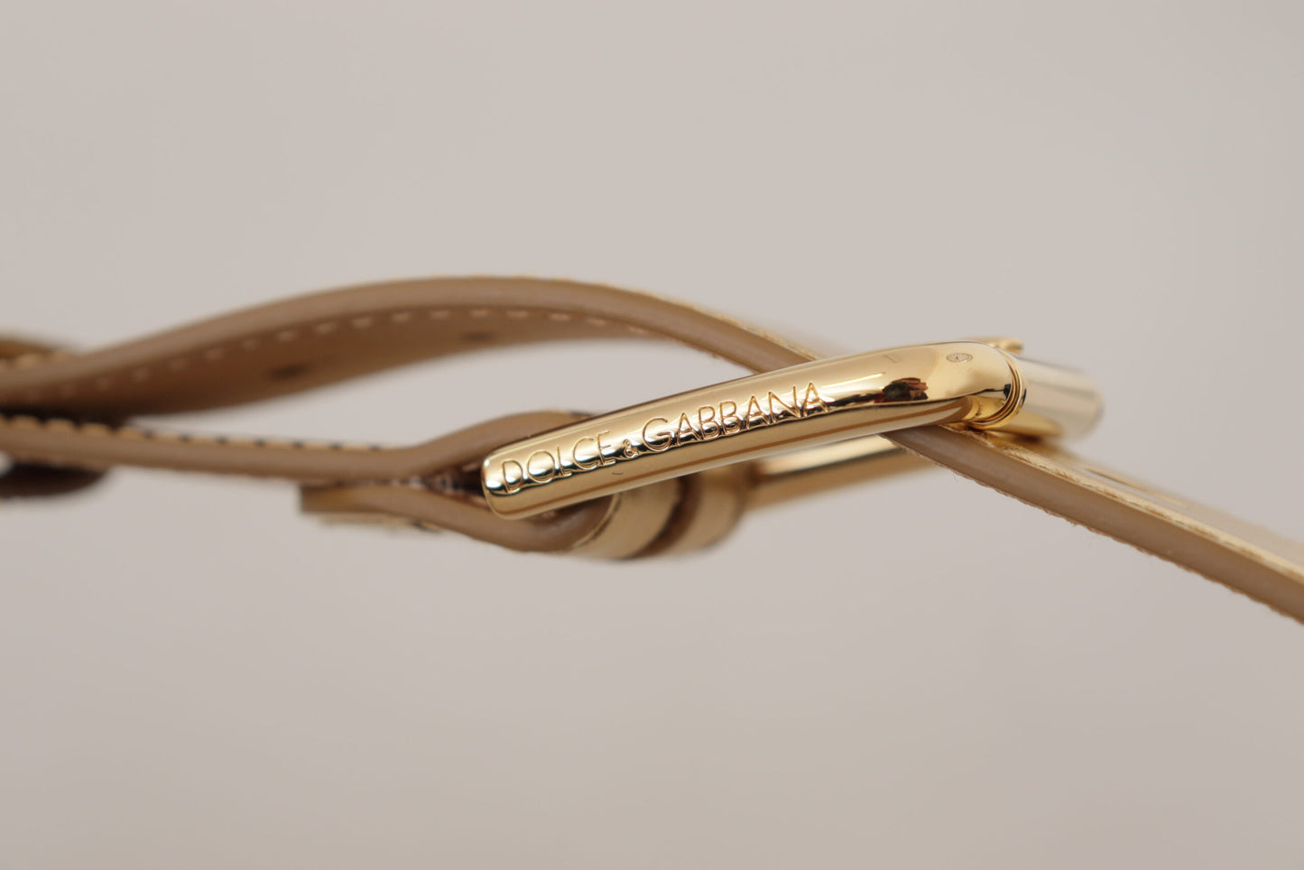 Elegant Gold Leather Belt with Logo Buckle