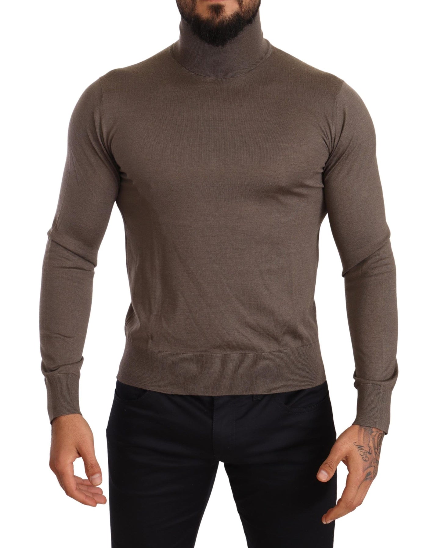 Elegant Cashmere-Silk Blend Turtleneck Sweater