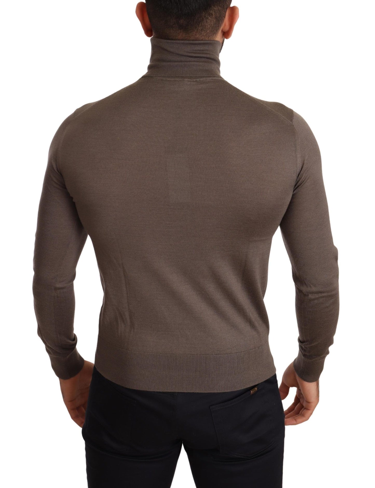 Elegant Cashmere-Silk Blend Turtleneck Sweater