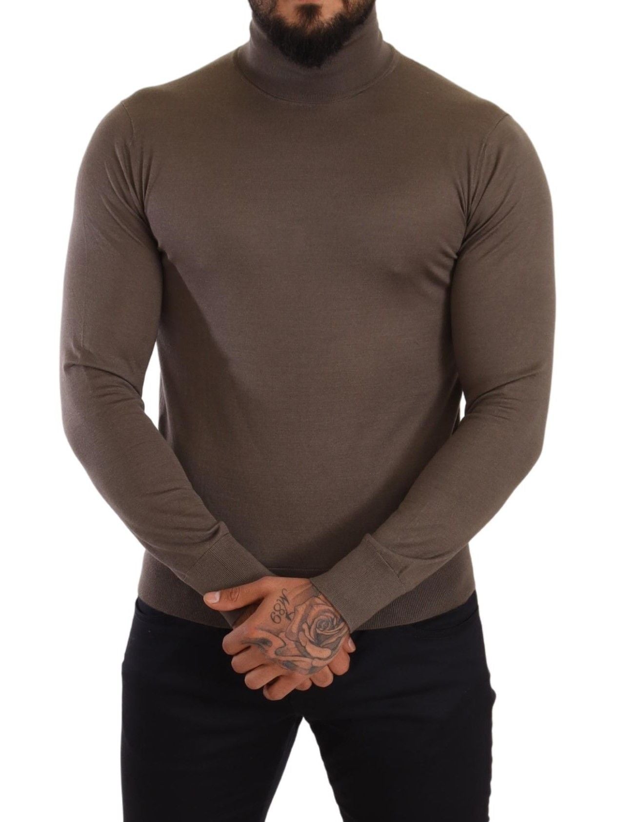 Elegant Cashmere-Silk Blend Turtleneck Sweater