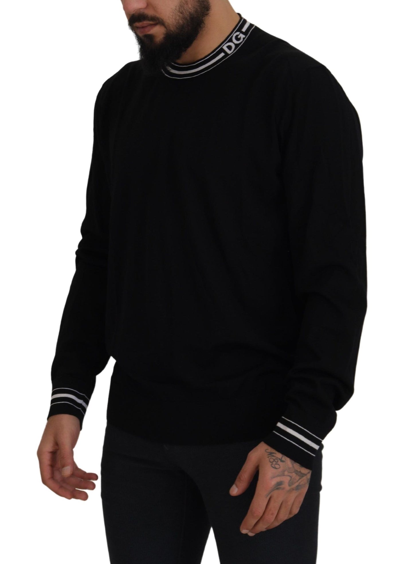 Elegant Black Virgin Wool Crewneck Sweater