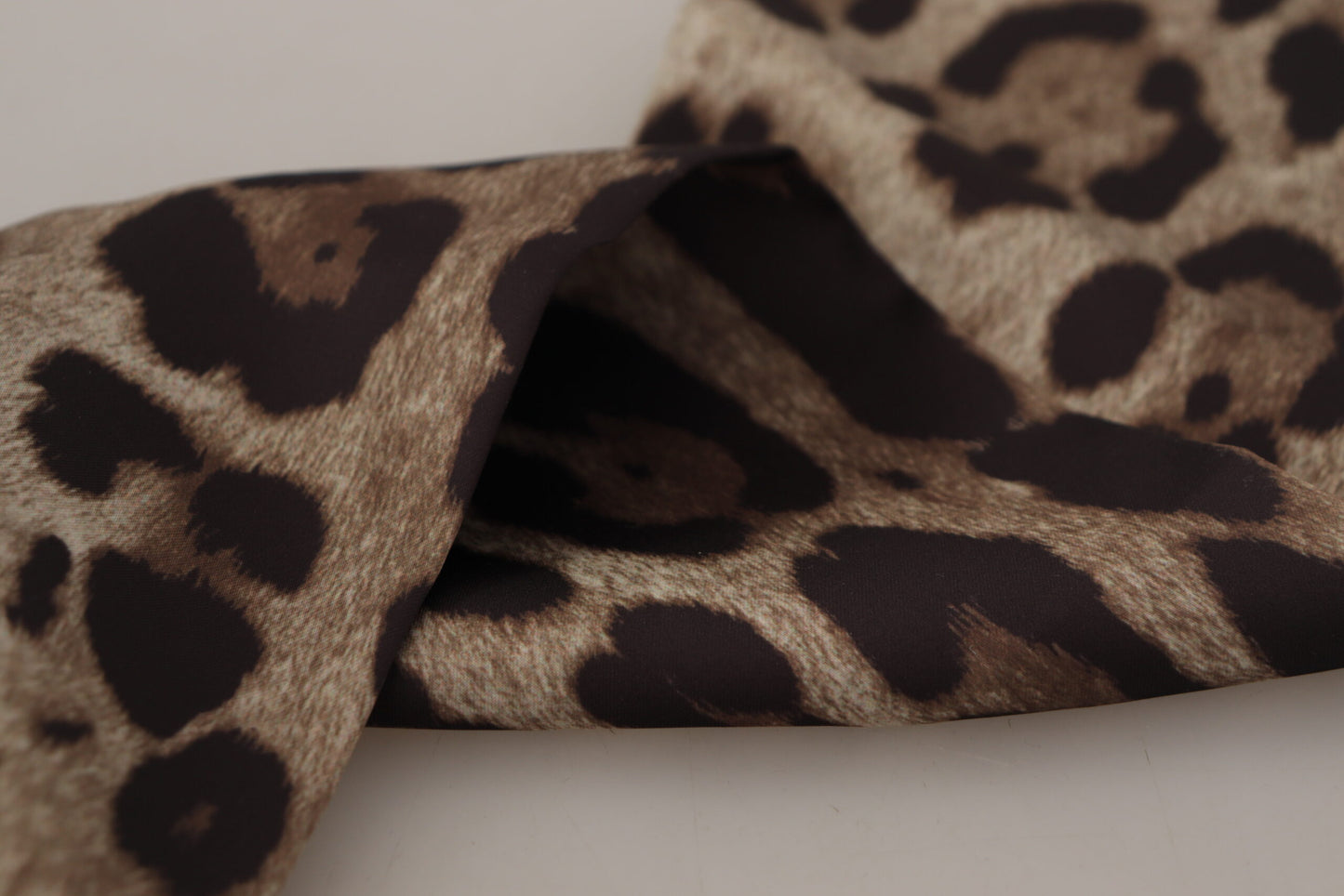 Elegant Silk Leopard Print Men's Scarf