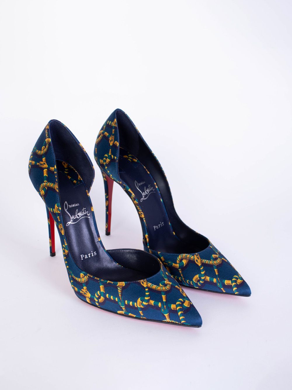 Elegant Satin Chain Print Pumps