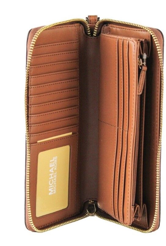 Jet Set Travel Large Luggage Pebbled Leather Continental Wallet Brown