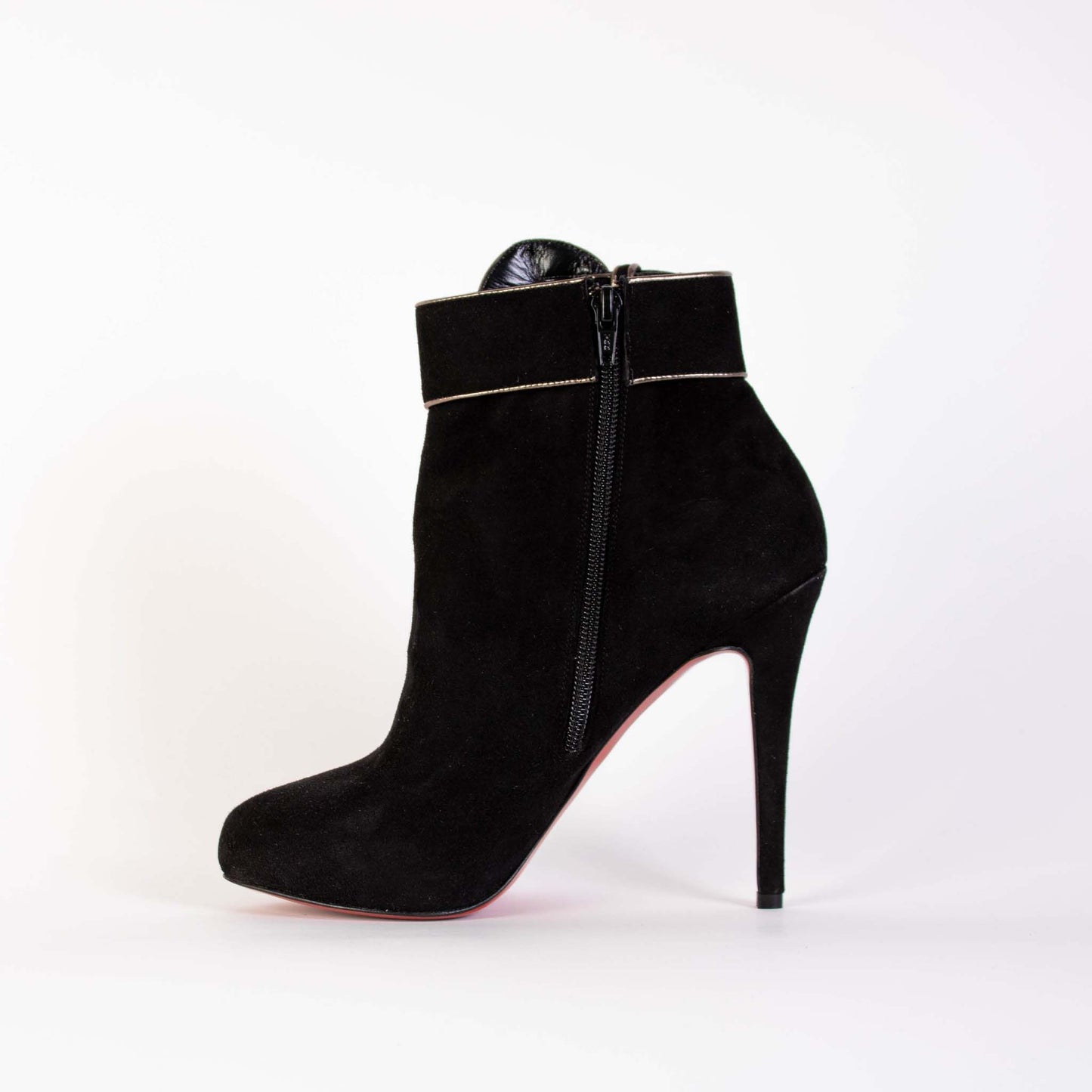 Elegant Suede Ankle Boots with Stiletto Heel