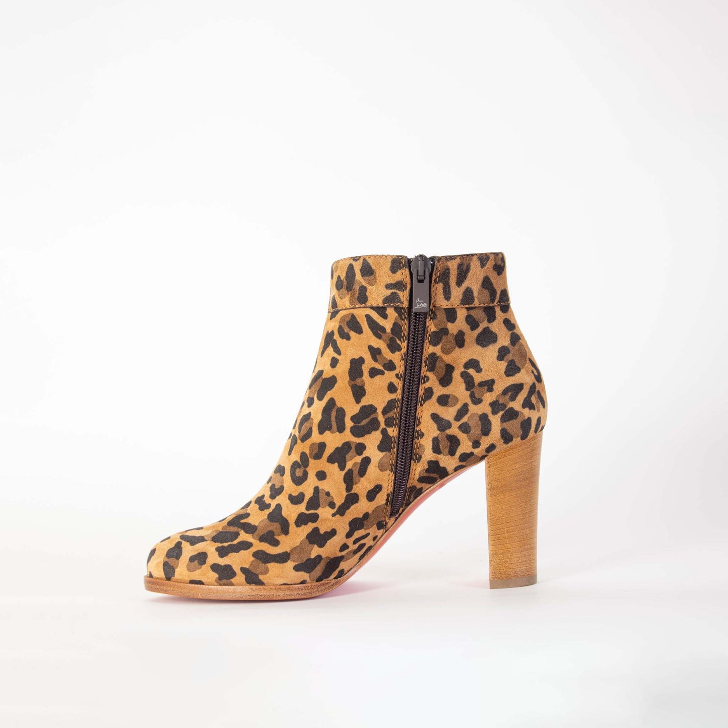 Elegant Suede Leopard Ankle Boots with Heel