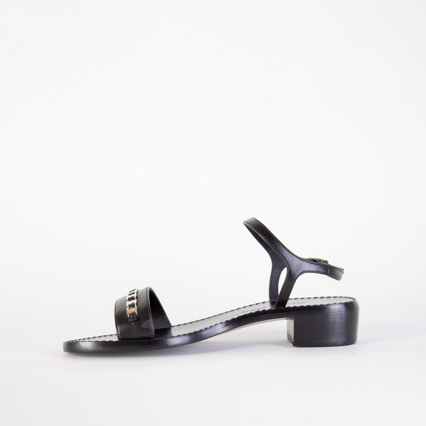 Elegant Black Leather Sandals - Timeless Elegance