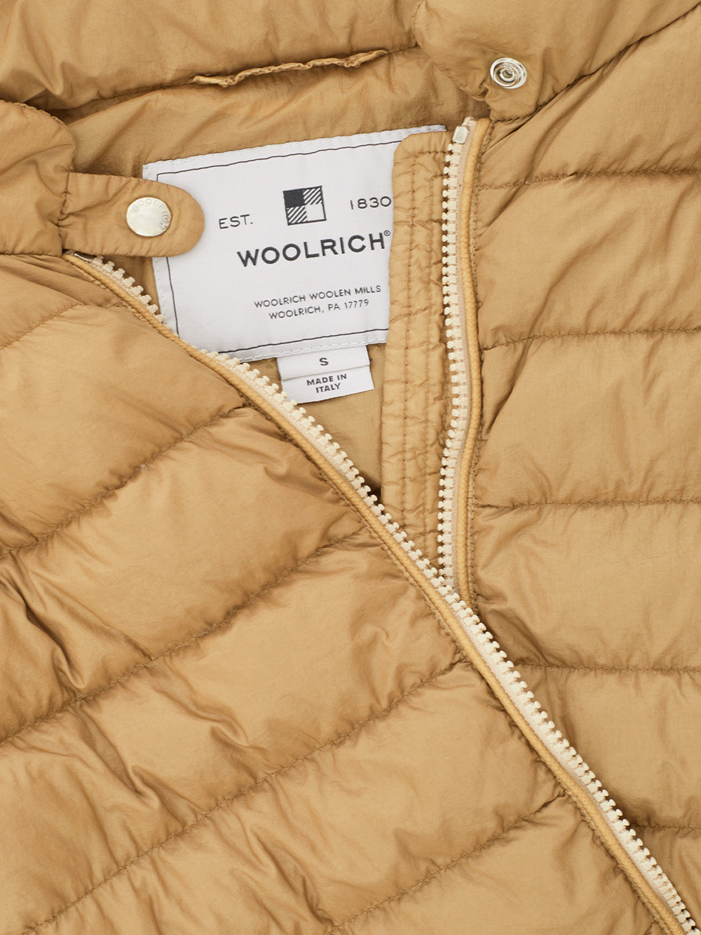 Chic Beige Lightweight Quilted Jacket