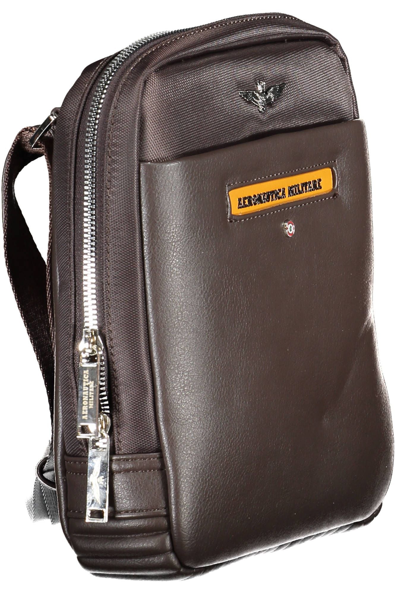 Elegant Brown Shoulder Bag with Contrasting Details