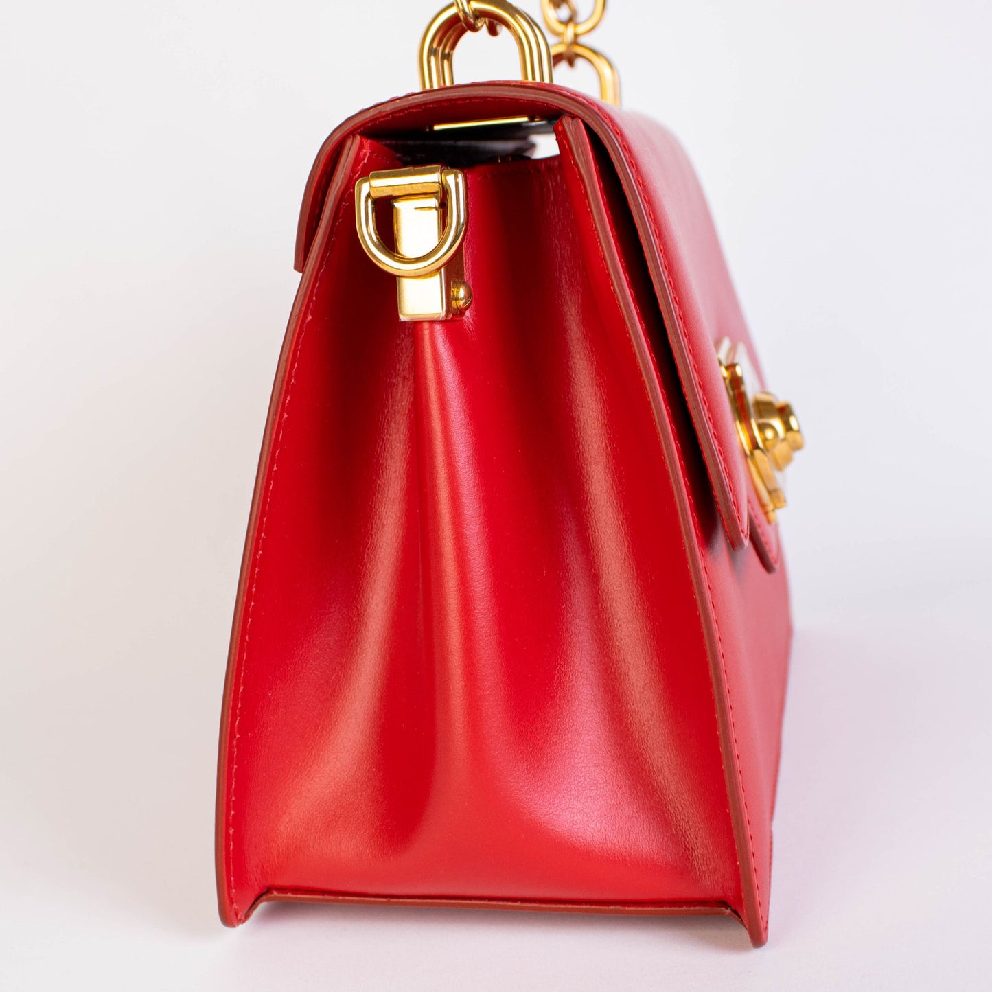 Chic Red Leather Welcome Handbag