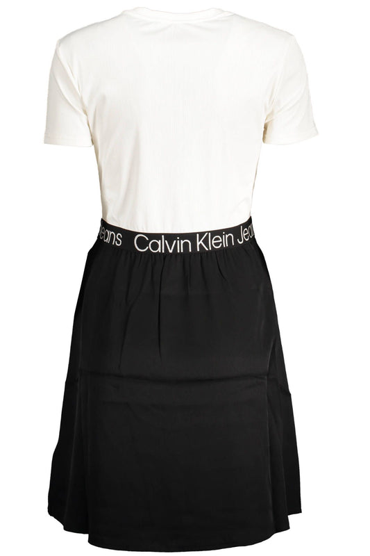 Chic Short Sleeve Dress with Contrasting Skirt