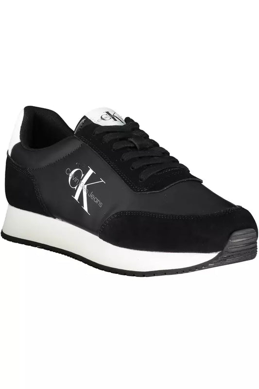 Sleek Black Sports Sneakers with Contrasting Details