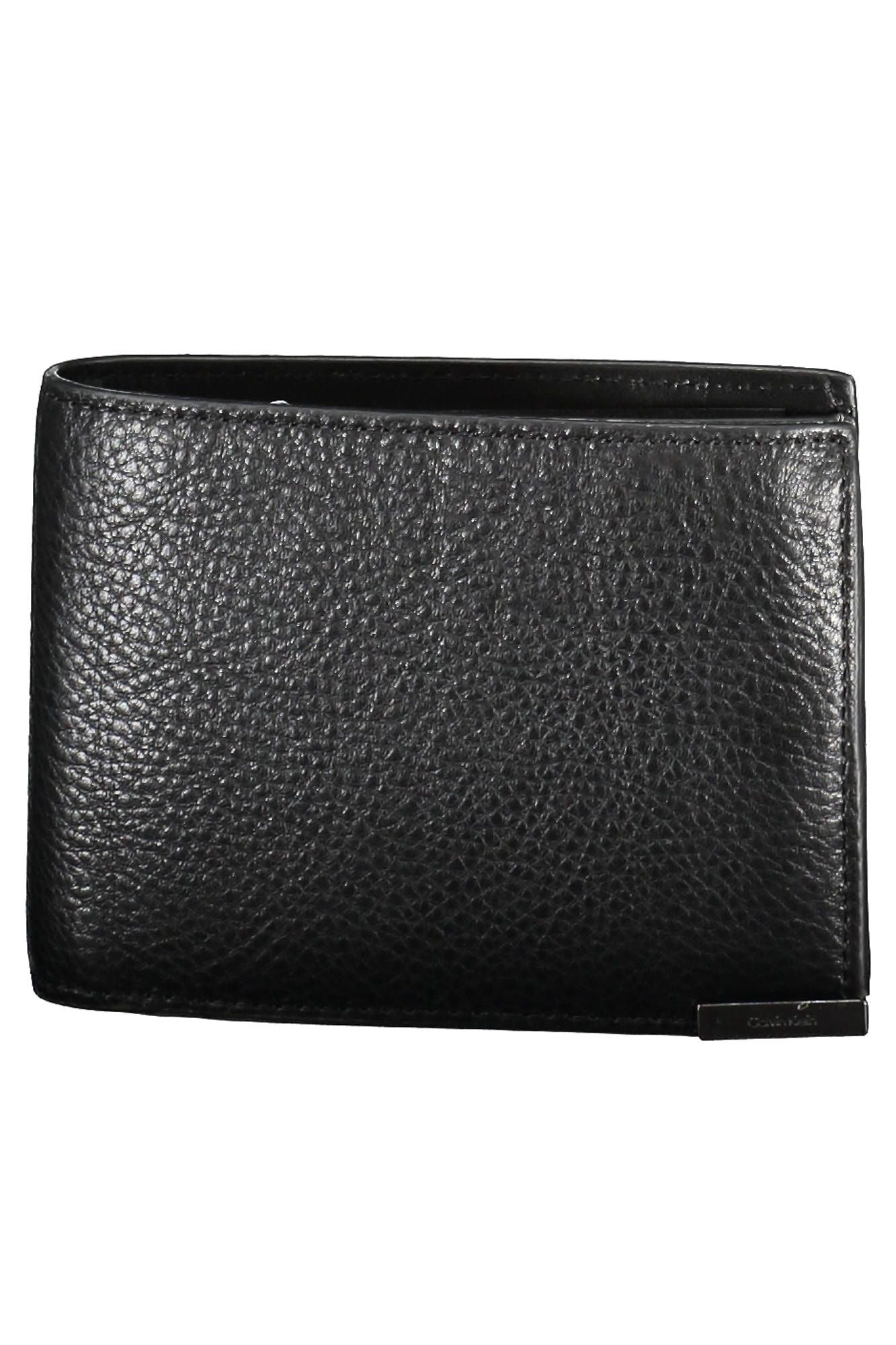 Elegant Dual-Compartment Leather Wallet