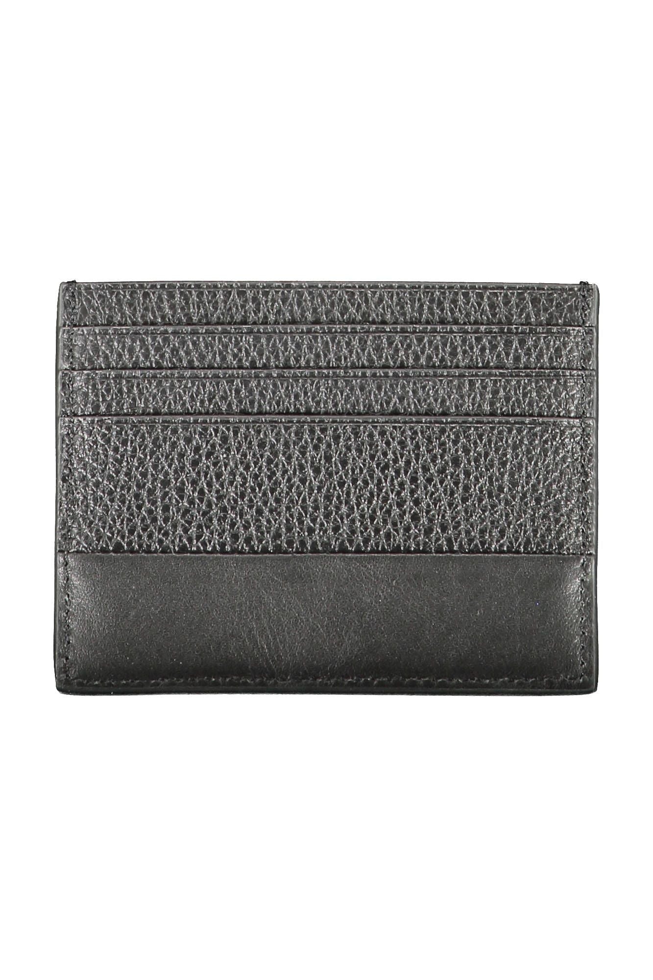 Sleek Leather Card Holder in Timeless Black