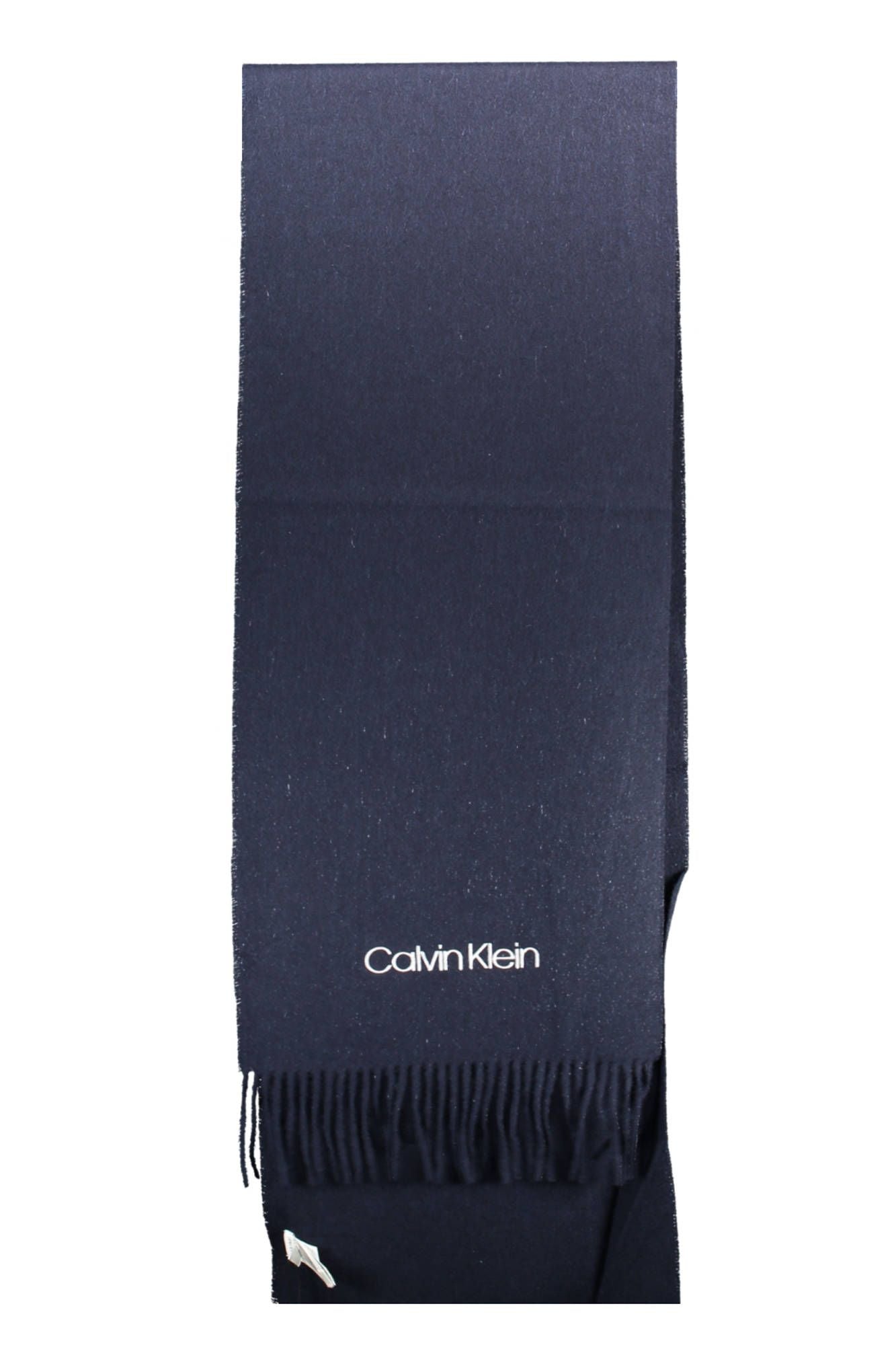 Elegant Woolen Contrast Detail Scarf